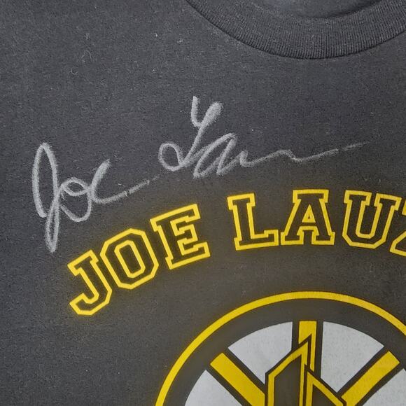 Joe Lauzon Fight Night 26 Shirt Black Shirt Boston Garden Autographed - Picture 3 of 5
